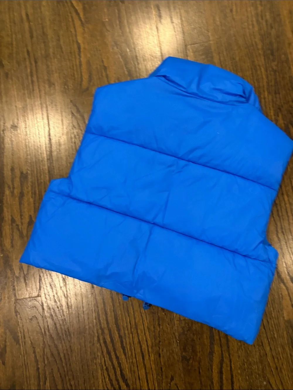 Juniors Blue Cropped Puffer Vest by Flynn - size Medium (NWT)